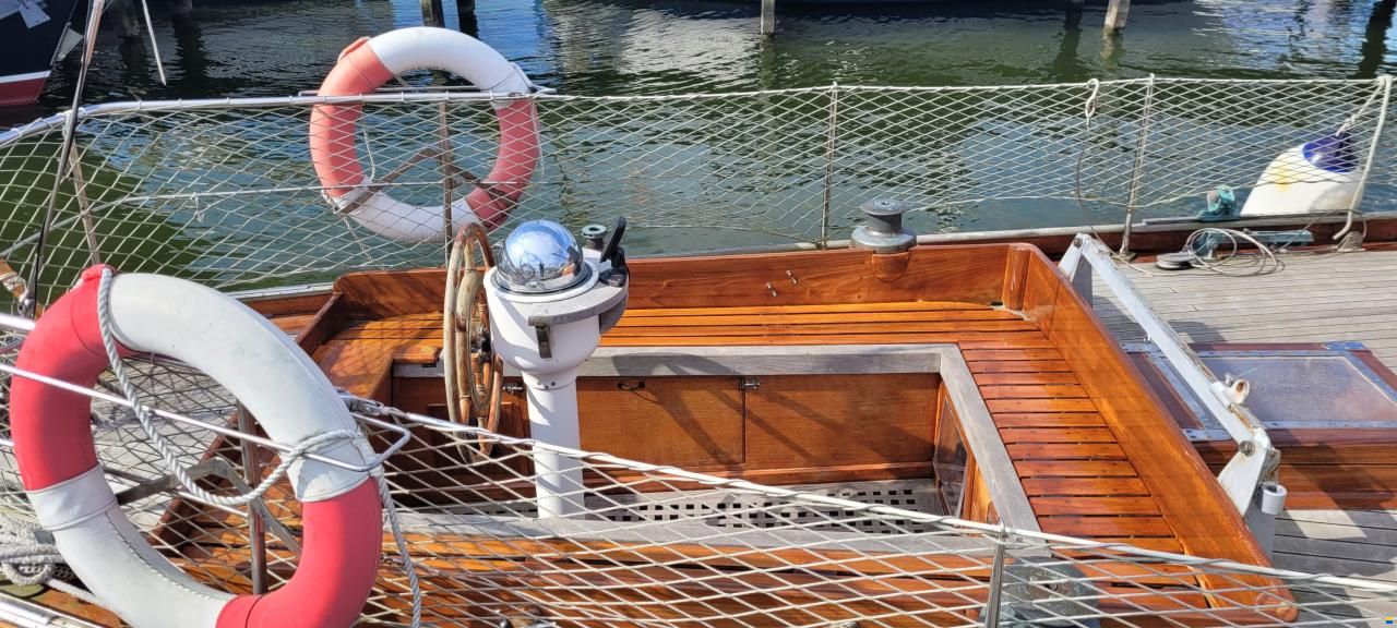 Heinrich Braue Klassiker 9 KR Yacht