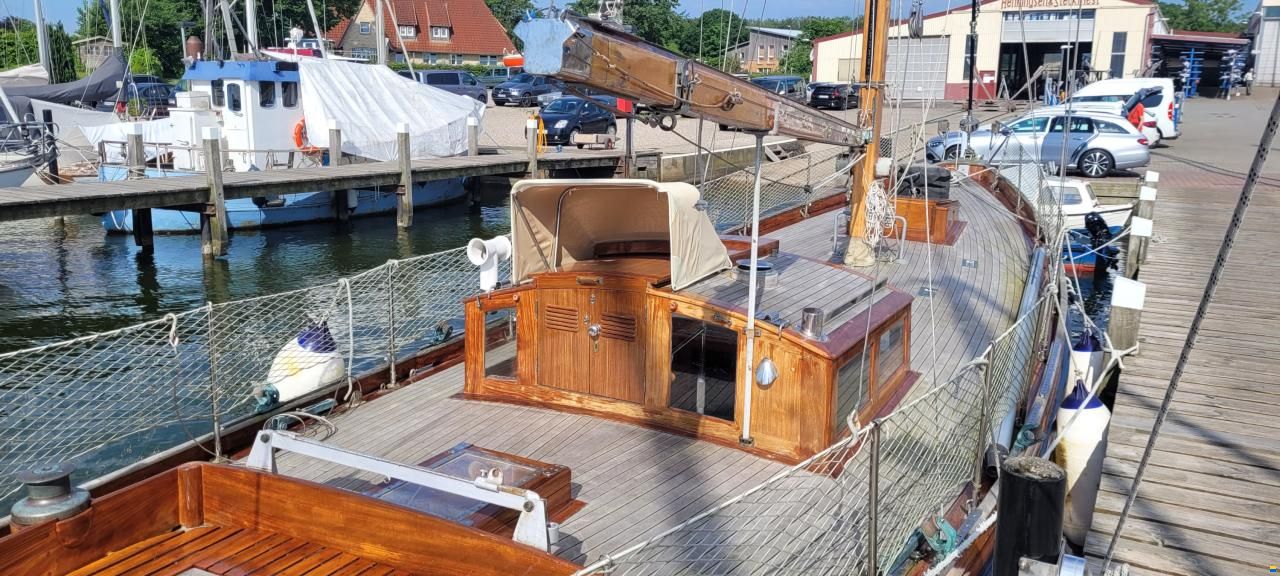Heinrich Braue Klassiker 9 KR Yacht