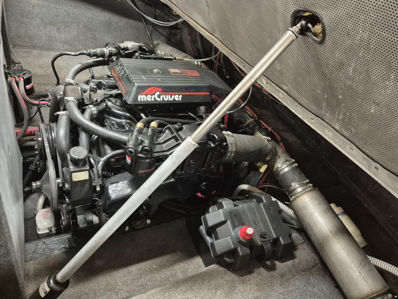 Rinker 236