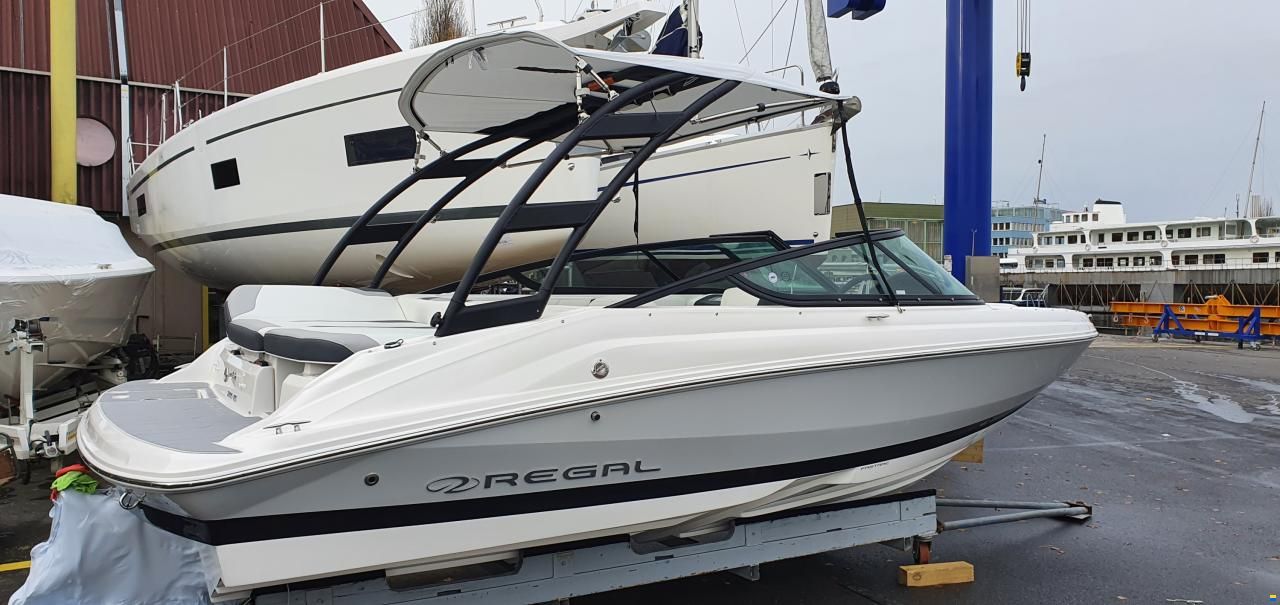 Regal 2000 ES