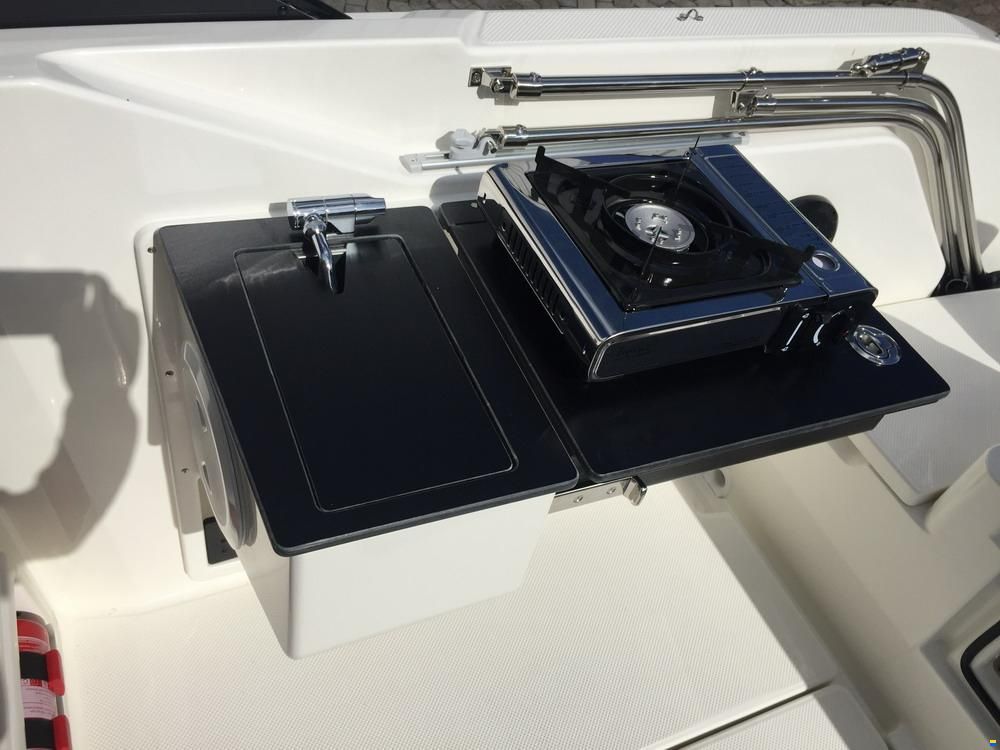 Quicksilver Activ 675 Cruiser / F150 BSO2 & Trailer