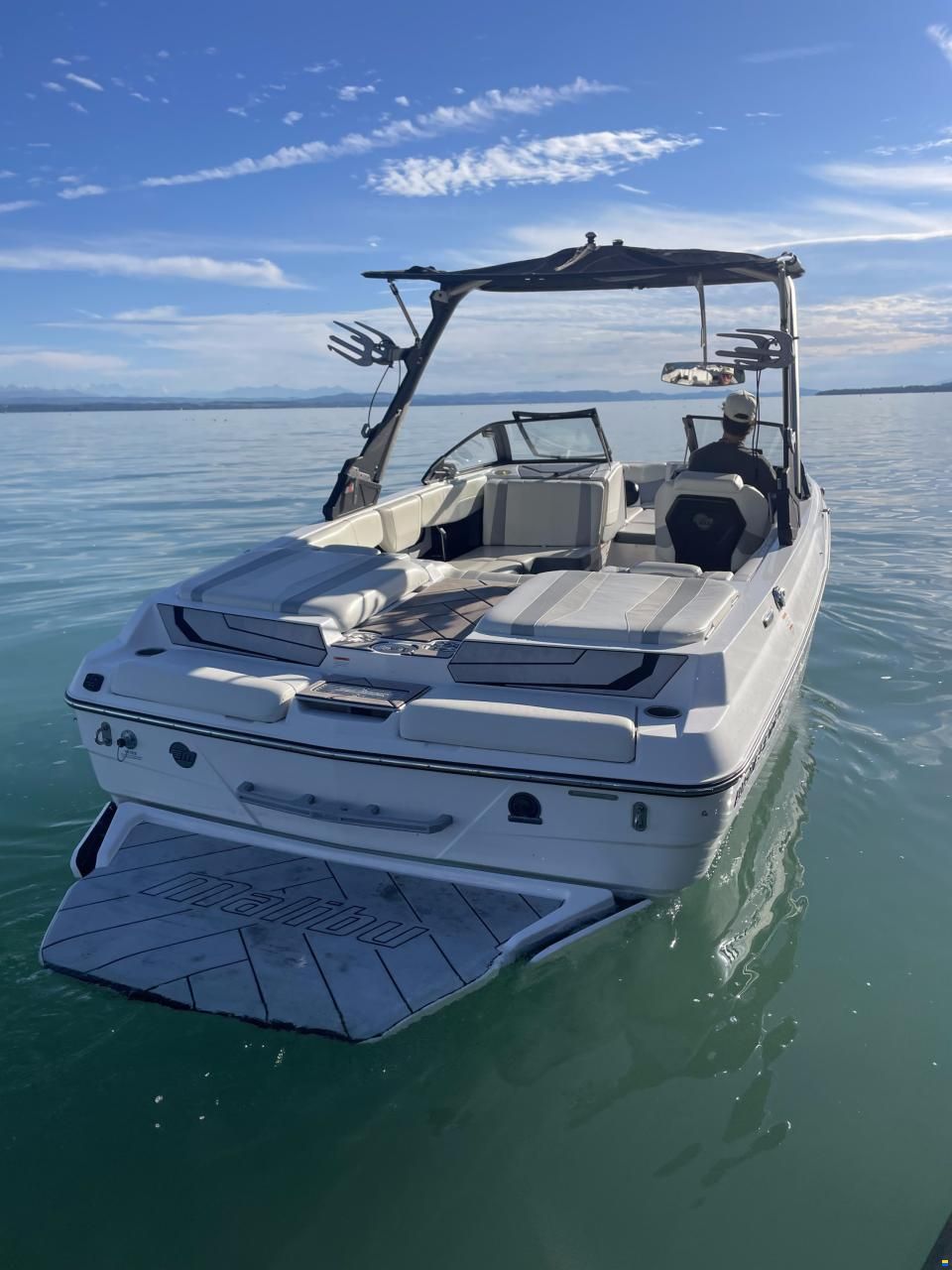 Malibu Wakesetter 22 LSV