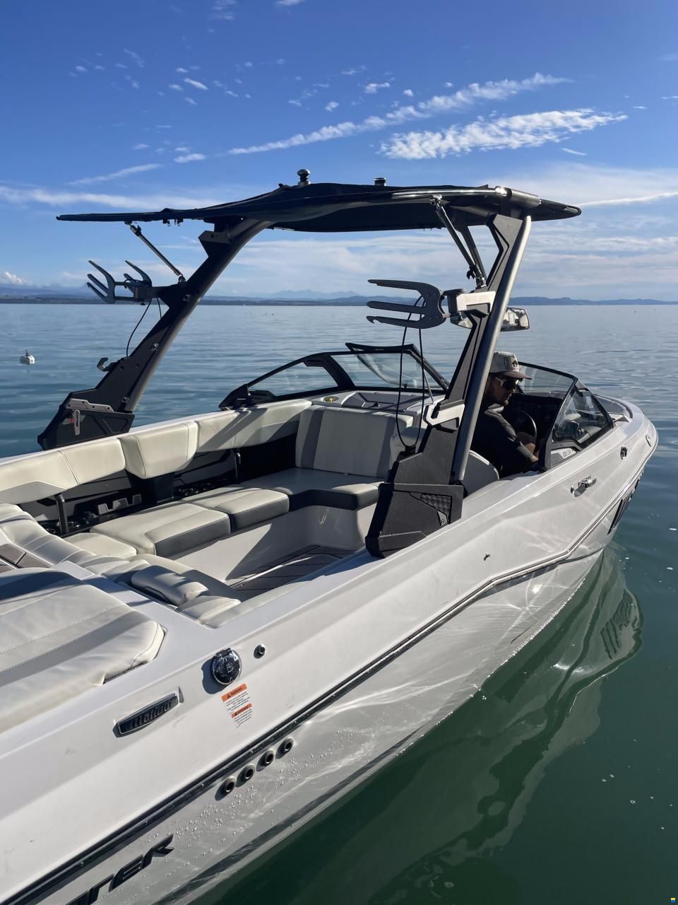 Malibu Wakesetter 22 LSV