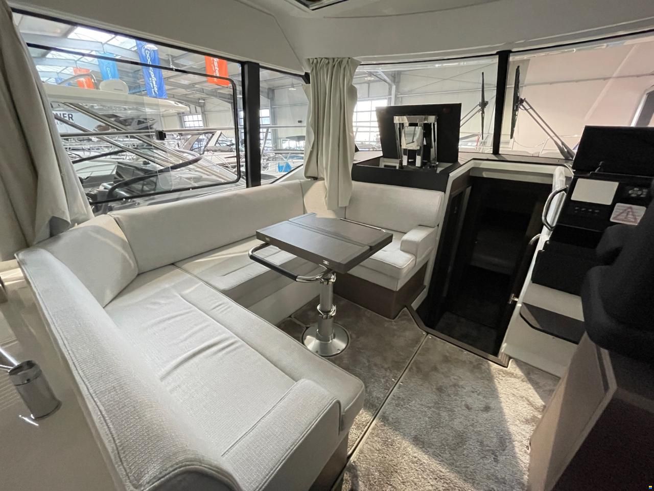 Jeanneau Merry Fisher 1295 Coupe