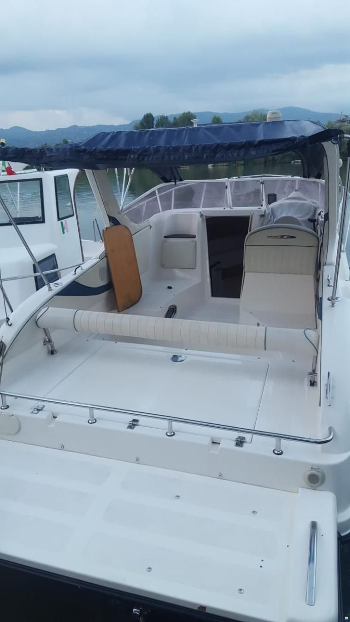 Man&ograve; 22,52 cabin