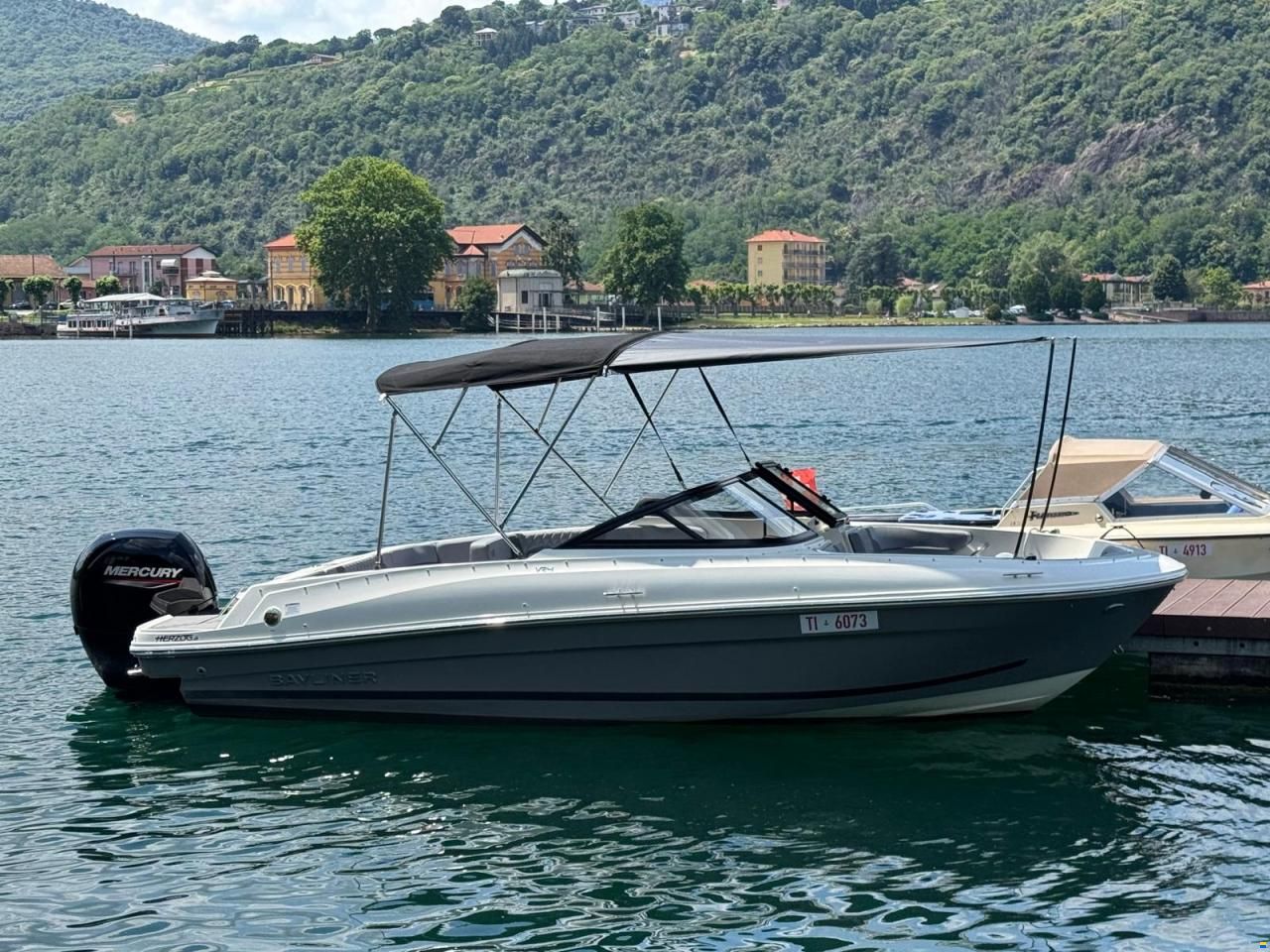 Bayliner Element M19