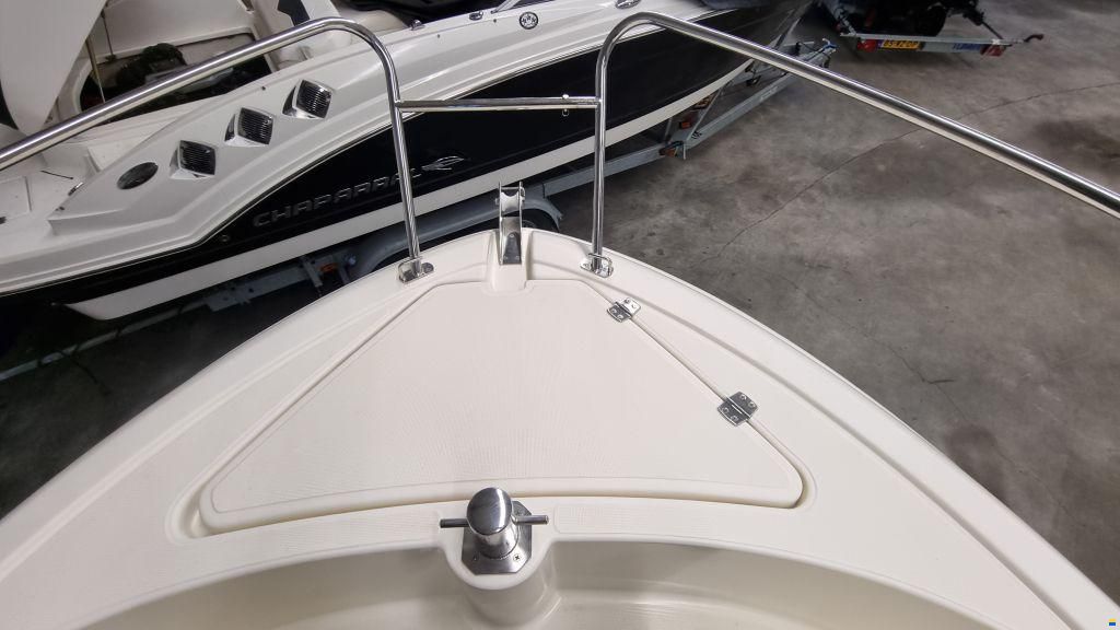 Jeanneau Merry Fisher 585 met Suzuki DF90A en tra