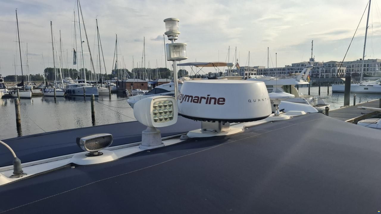 Sunseeker Portofino 400
