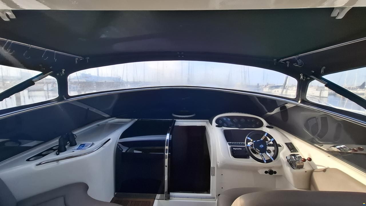 Sunseeker Portofino 400