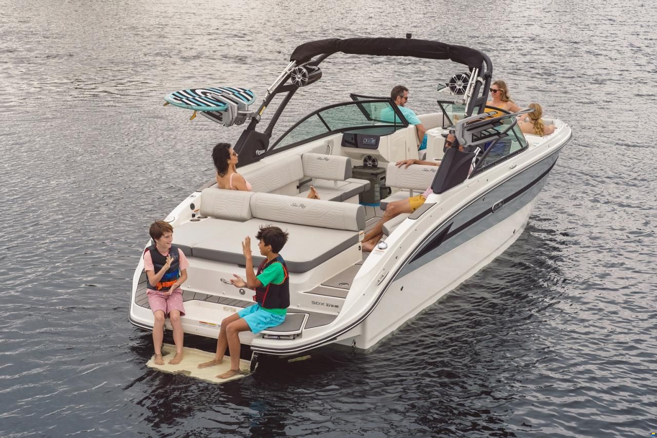 Sea Ray SDX 270 Surf Europe