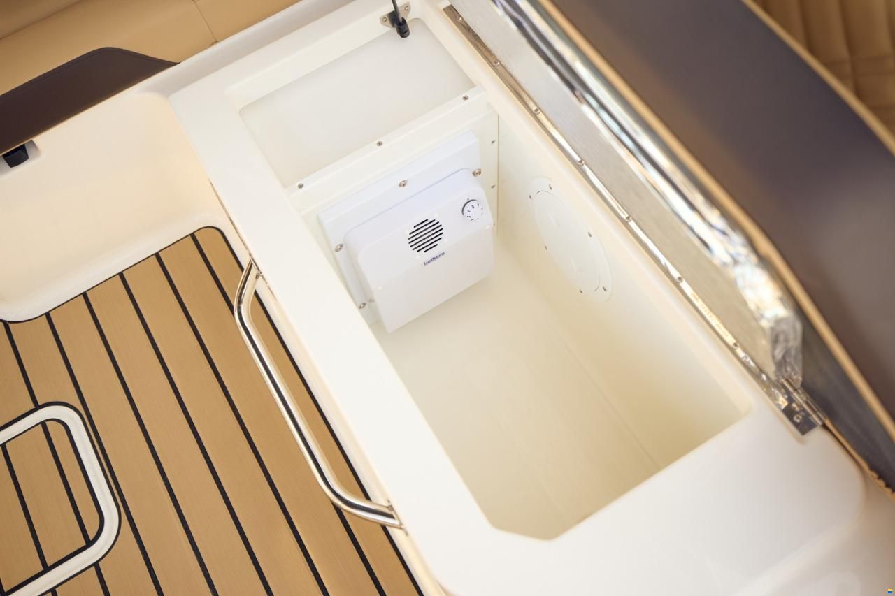 Sea Ray SDX 270 Surf Europe