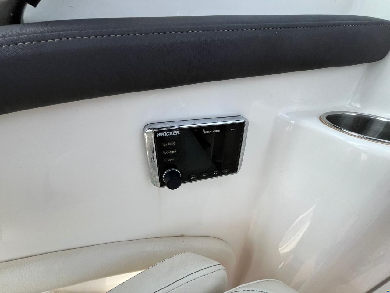 Rinker 26 QX BR