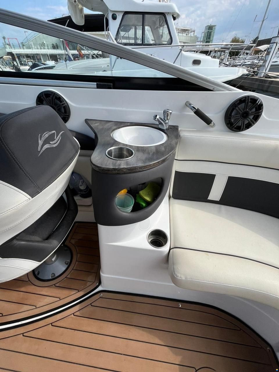 Rinker 26 QX BR