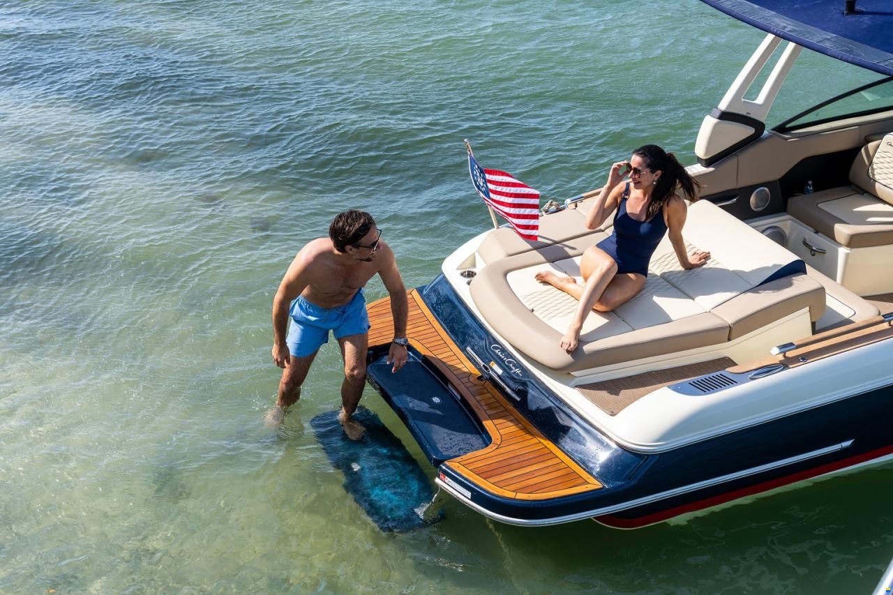 Chris Craft Sportster 25