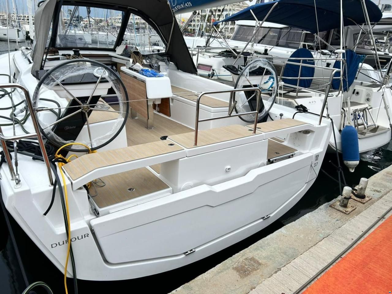 Dufour 37