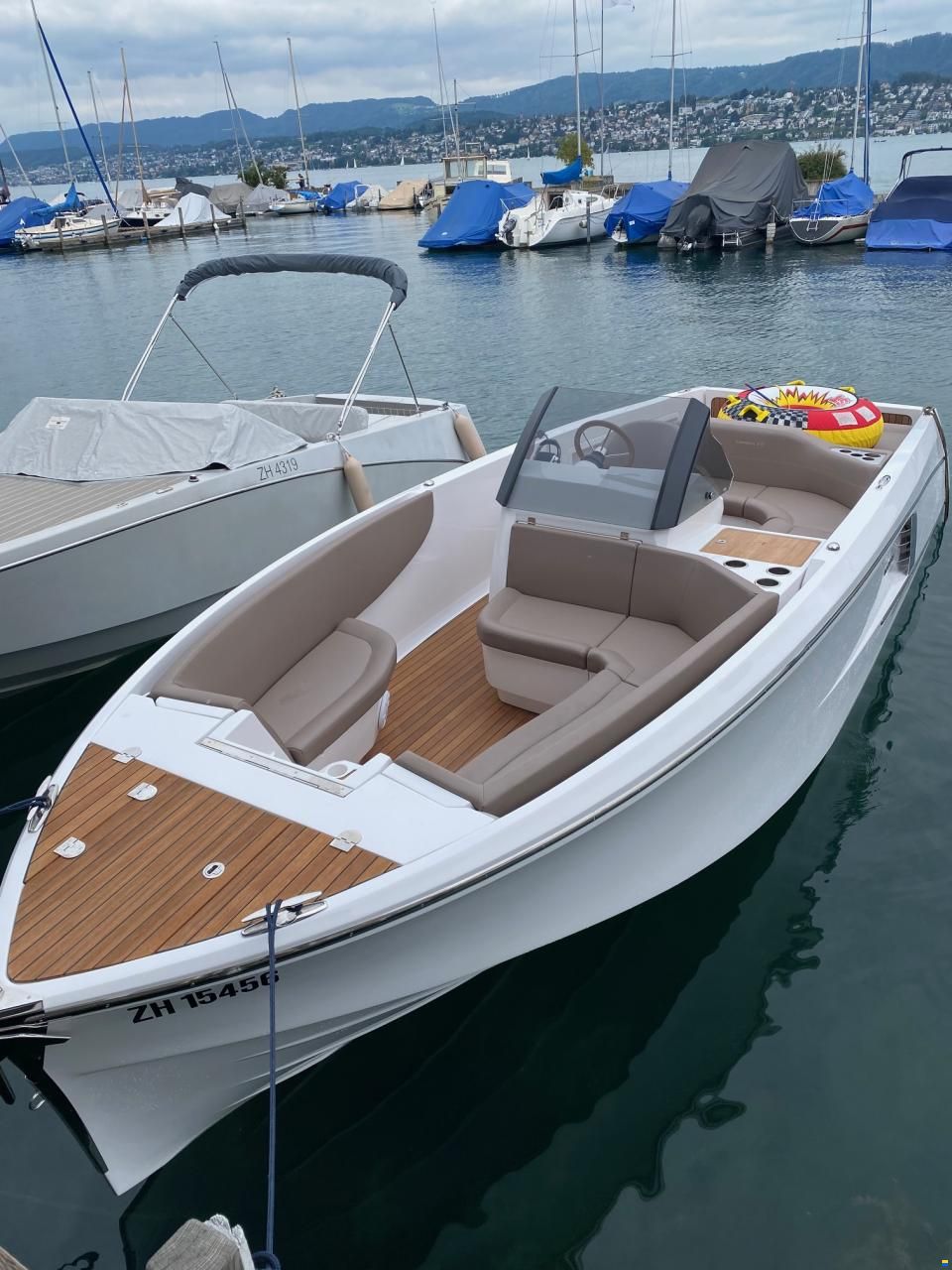 Ganz Boats Ovation 7.6 Open