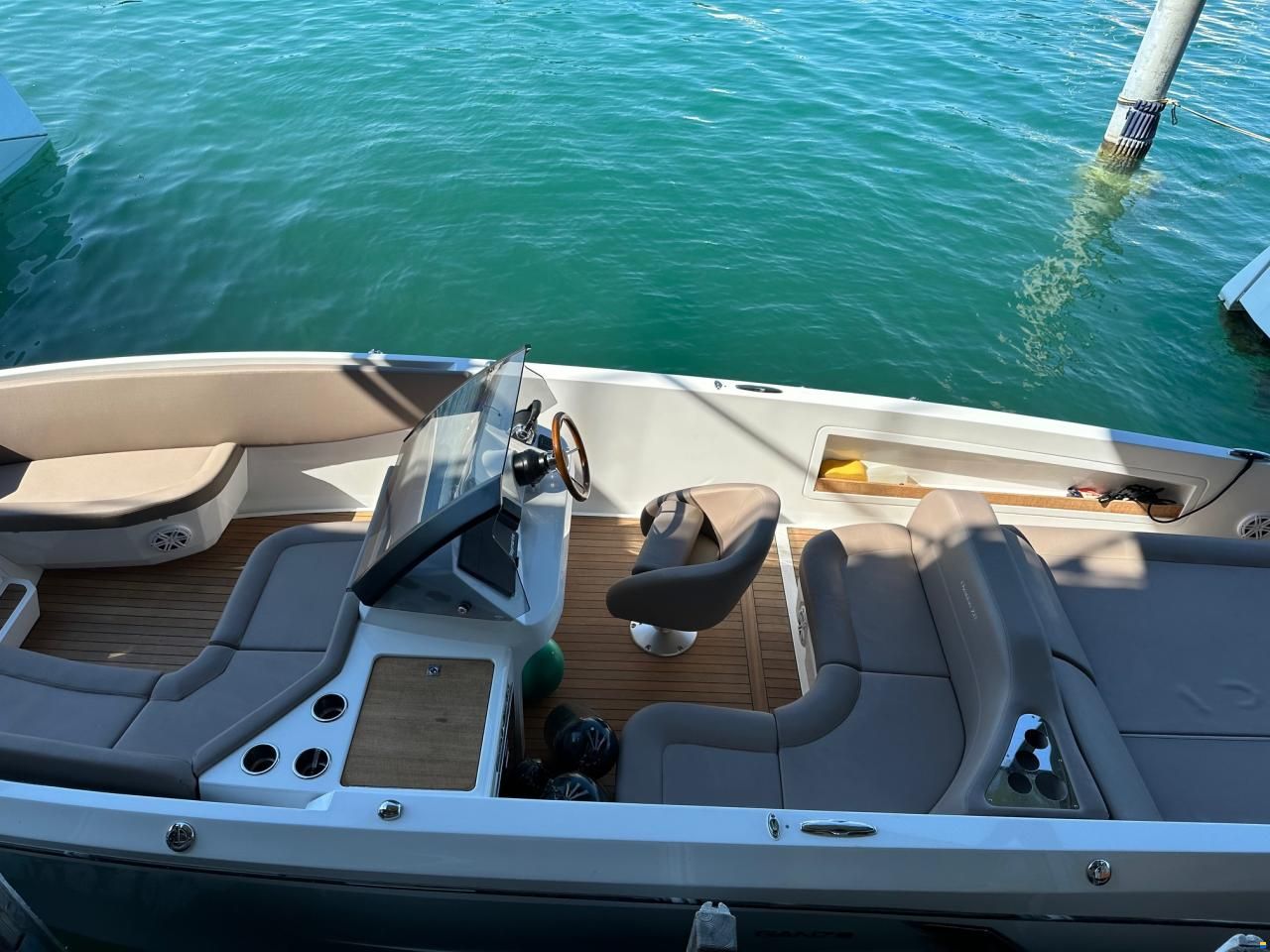 Ganz Boats Ovation 7.6 Open