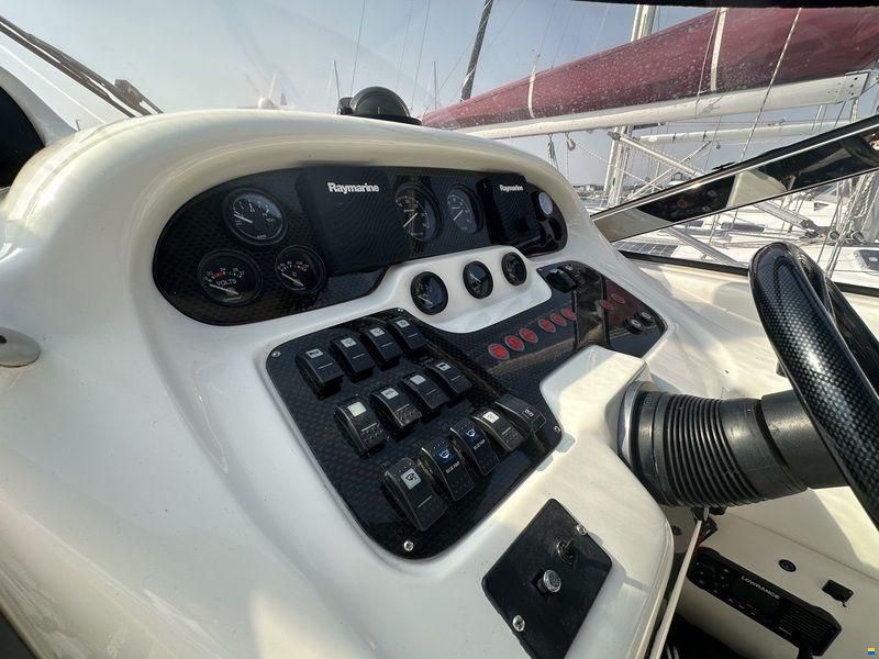 Sunseeker Mustique 42