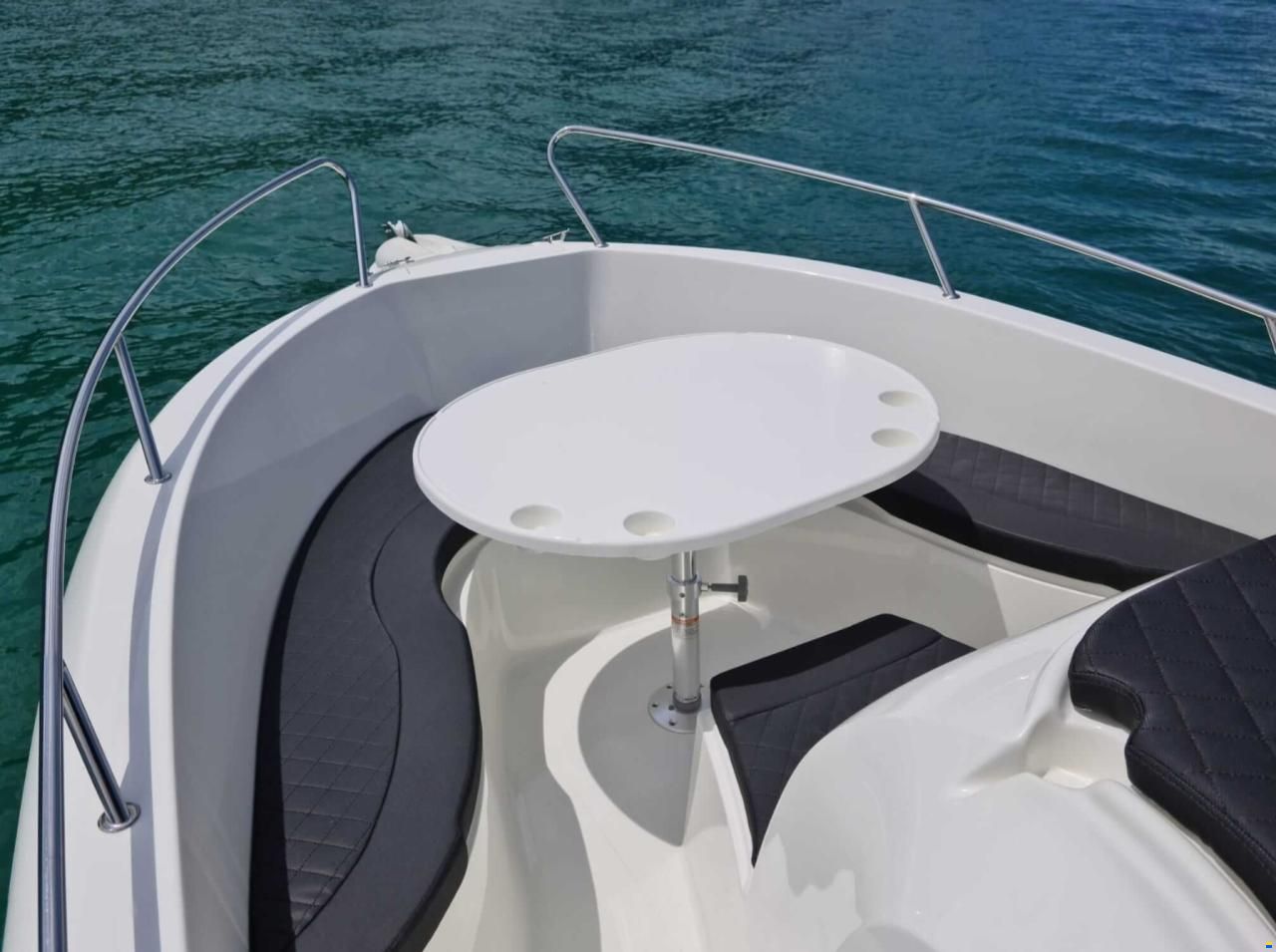 Selection Boats Aston 23