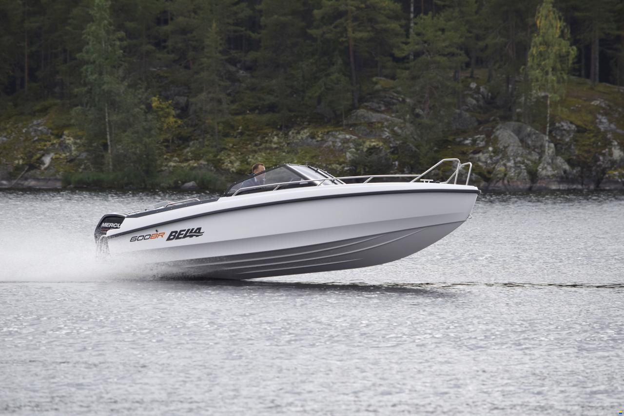 Bella 600 Bowrider