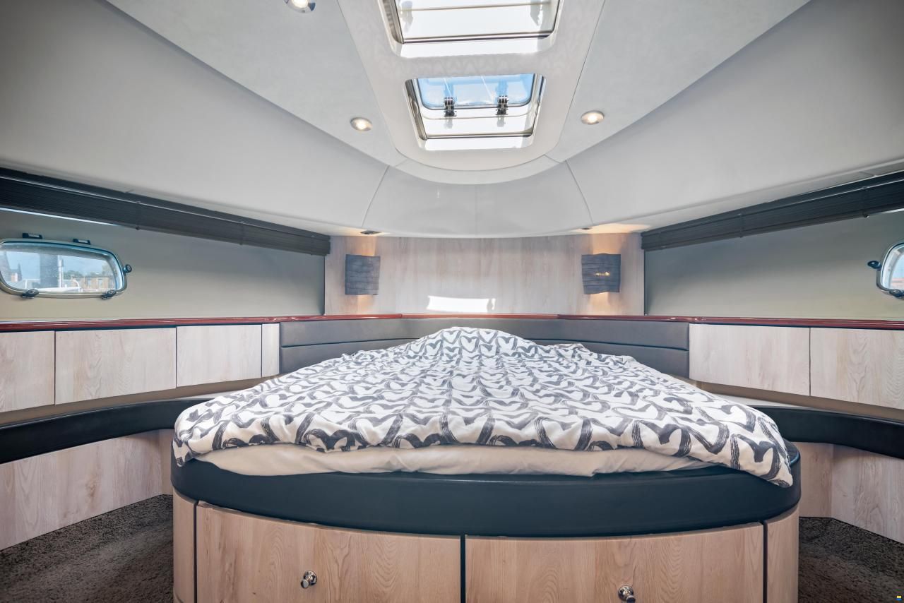 Fairline Squadron 74
