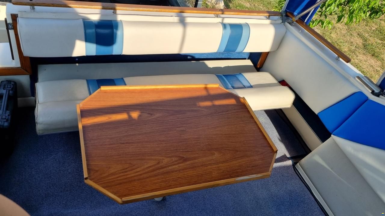 Sea Ray 268 Sundancer