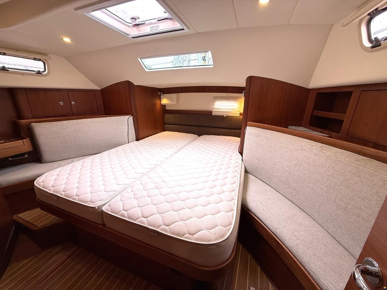 Southerly Yachts Southerly 420
