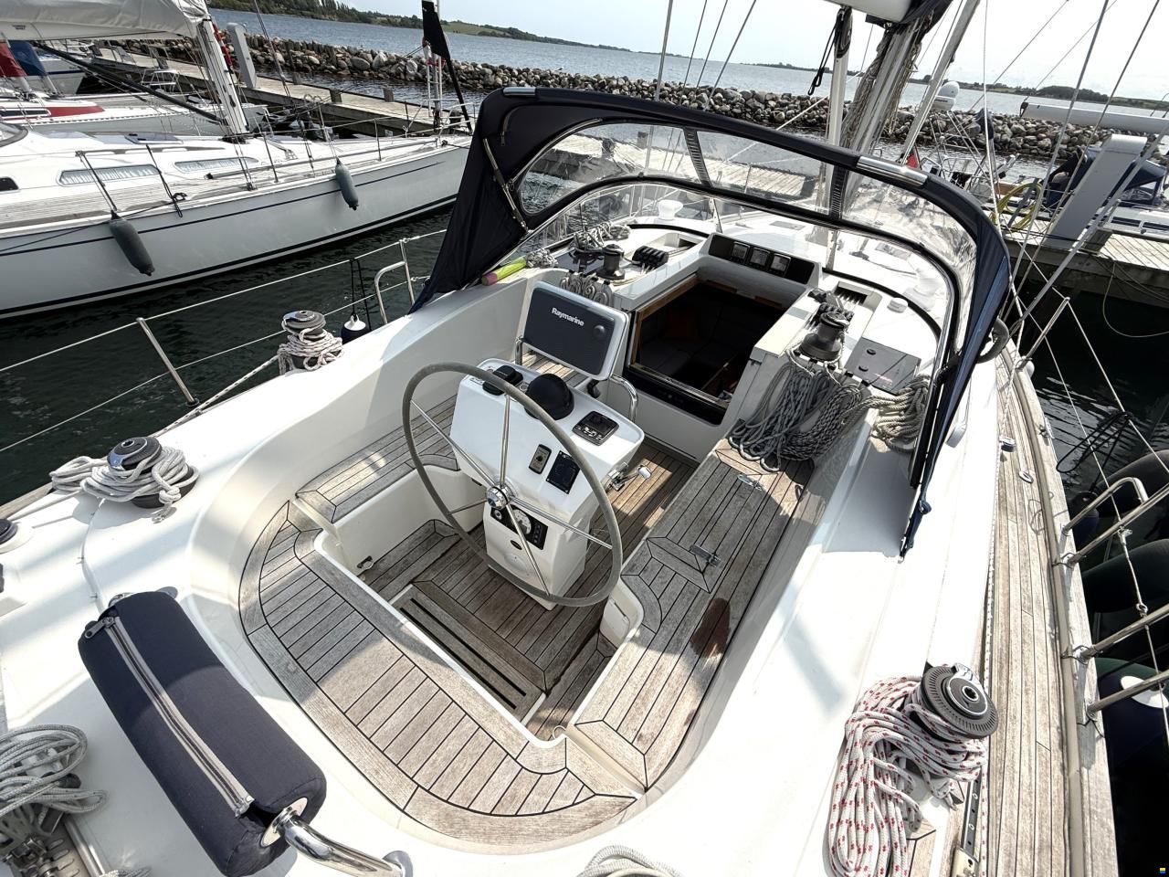 Southerly Yachts Southerly 420