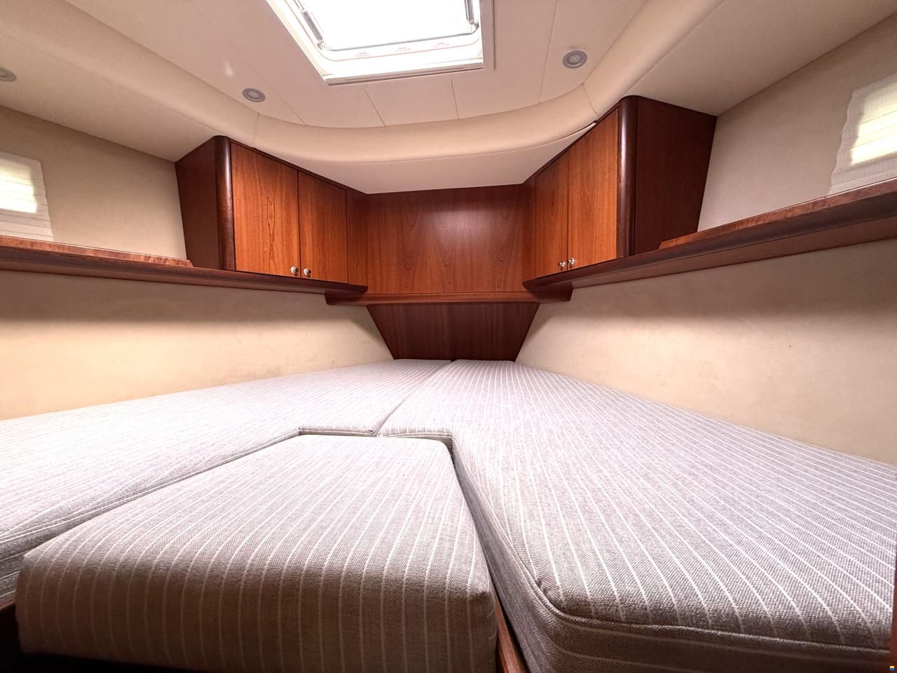 Southerly Yachts Southerly 420