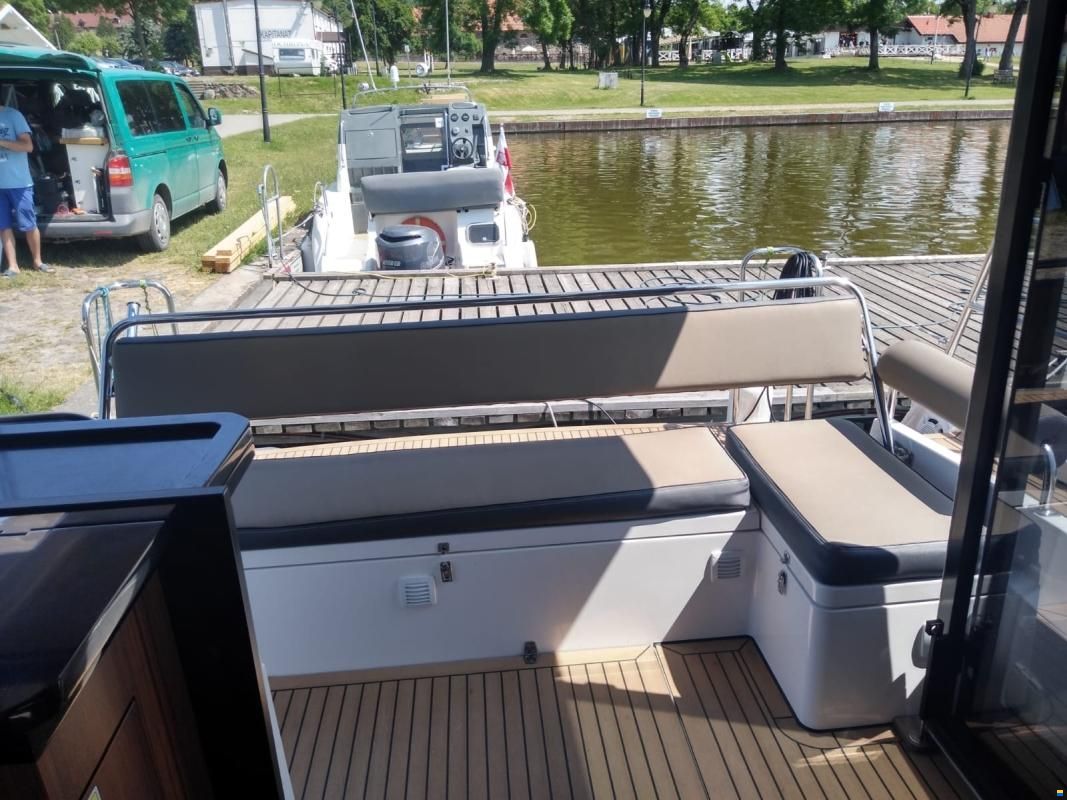 Northman 1200