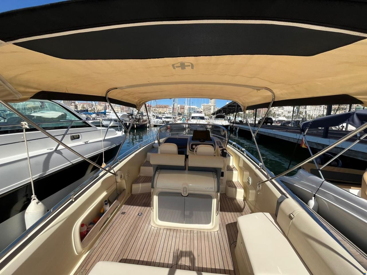 Invictus 280 GT
