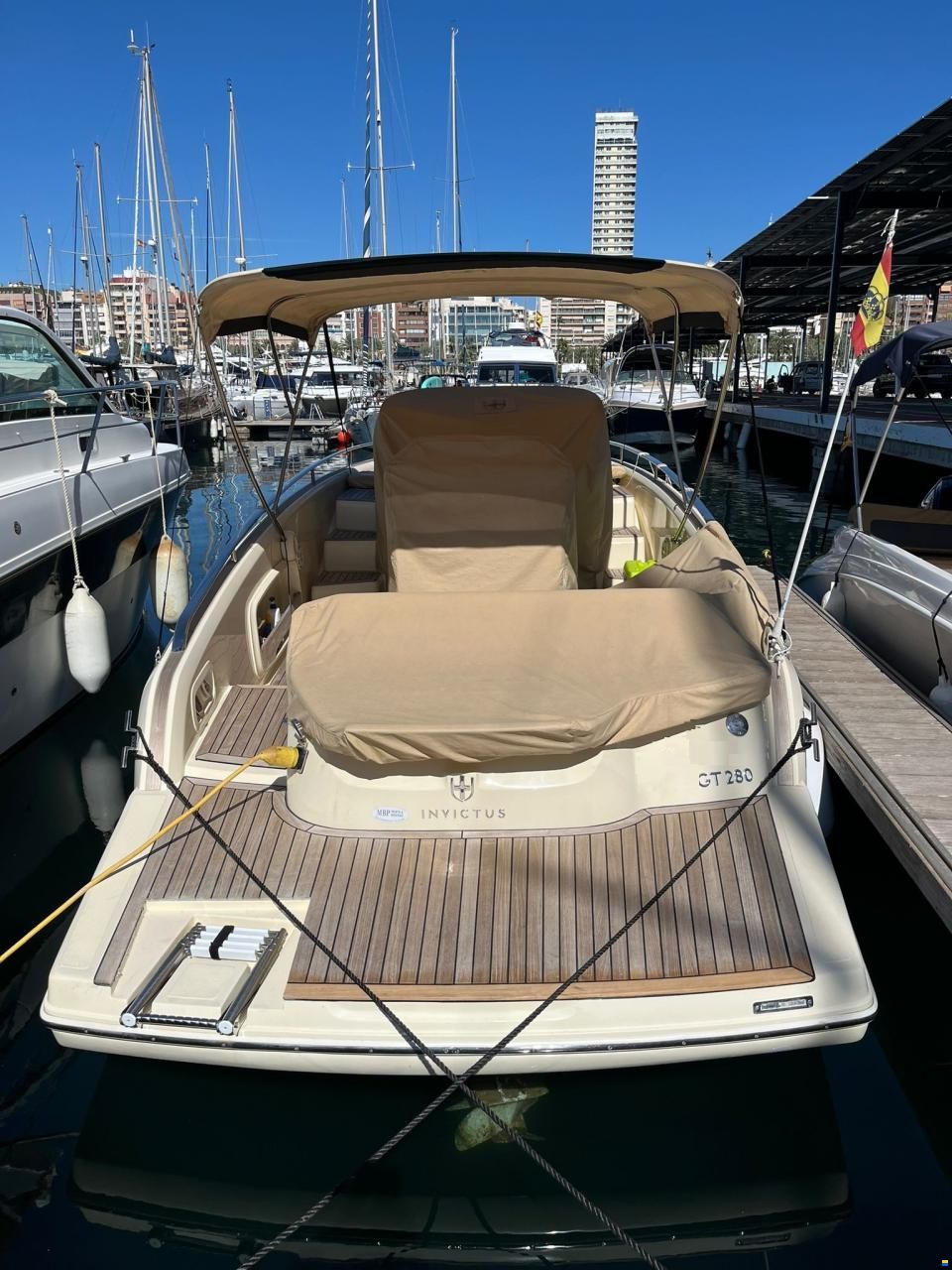 Invictus 280 GT
