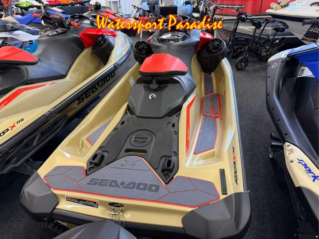 Sea-Doo RXP-X 325