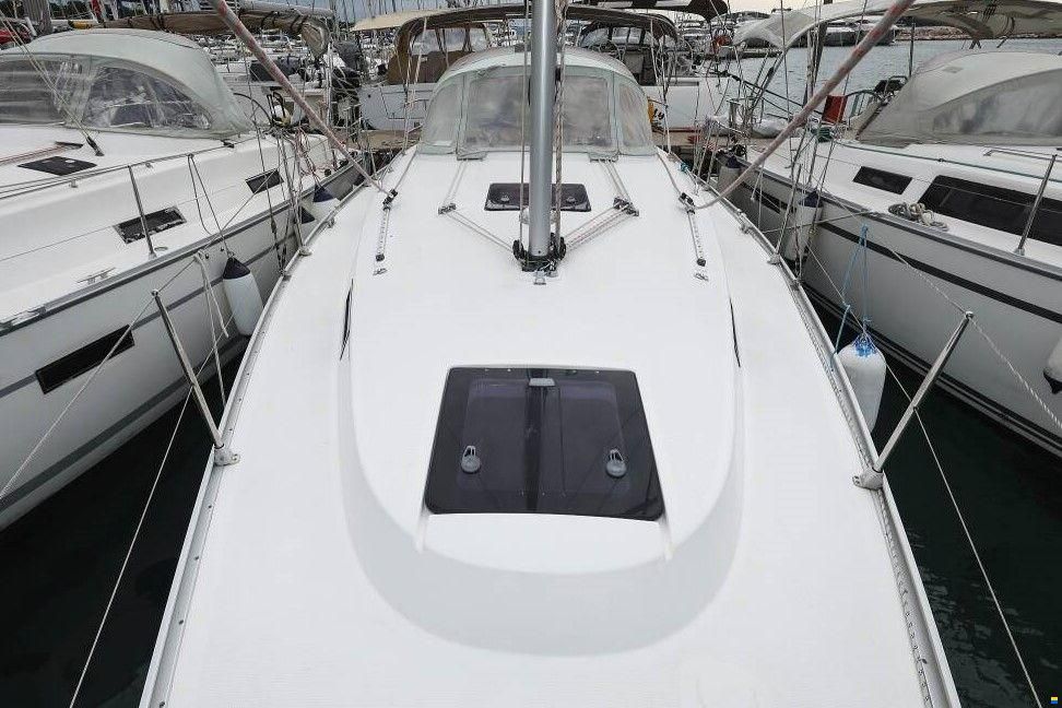 Bavaria Cruiser 32