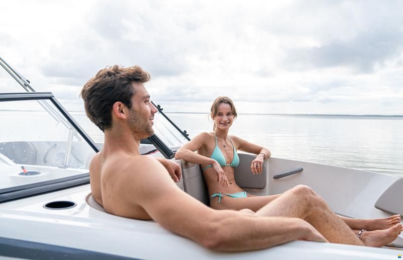 Quicksilver 525 AXESS / Mercury 115 prêt à naviguer