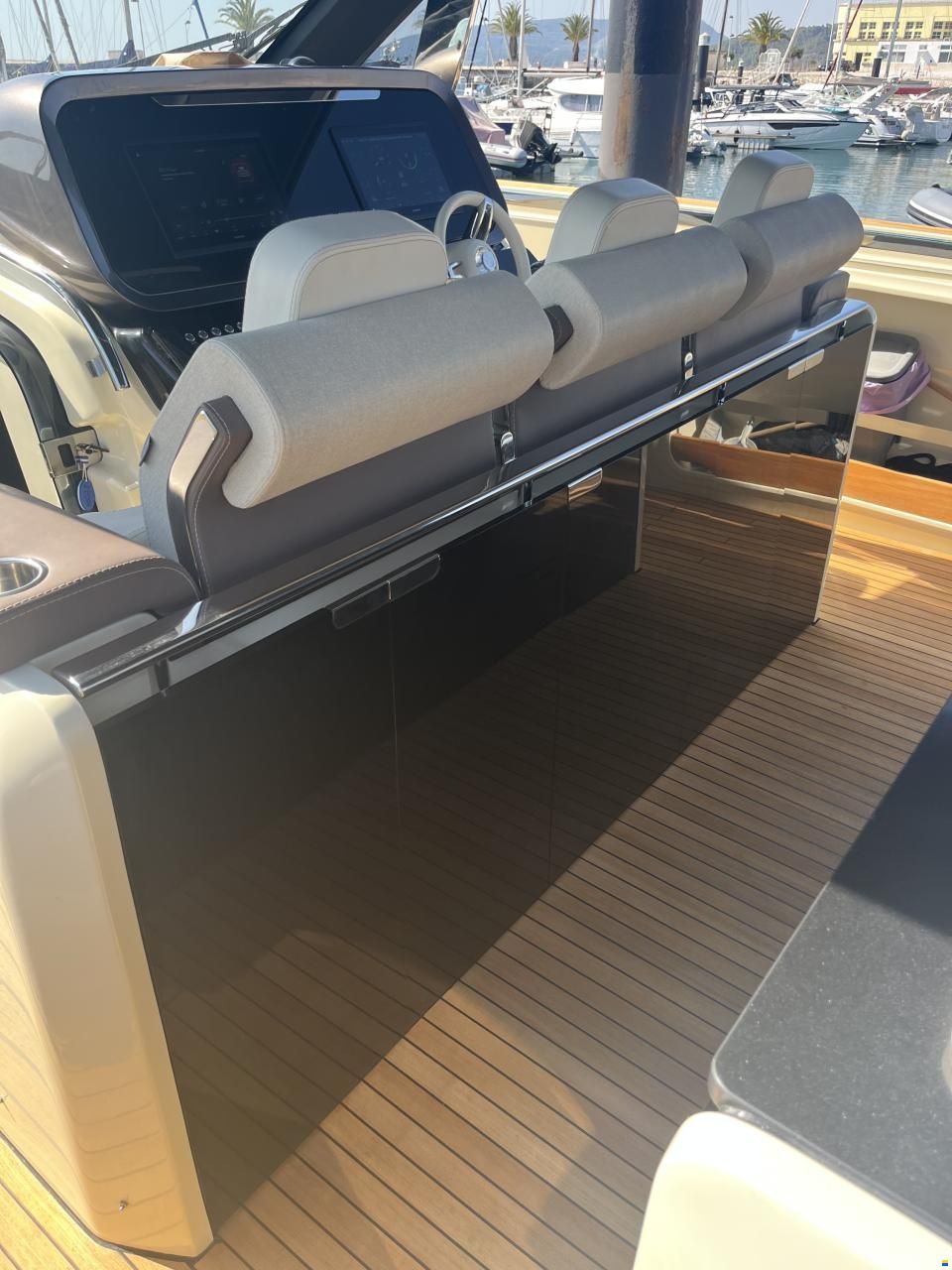 Invictus TT460