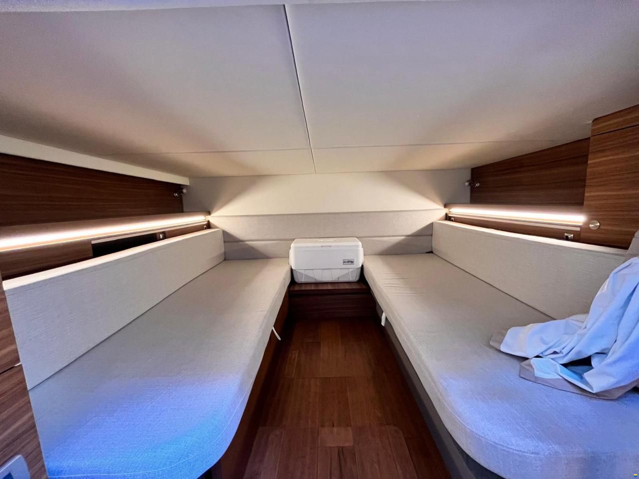 Sea Ray 320 Sun Dancer