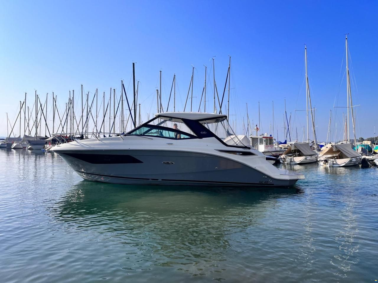 Sea Ray 320 Sun Dancer