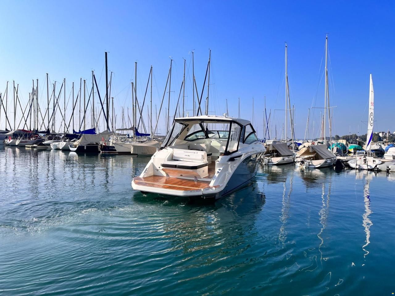 Sea Ray 320 Sun Dancer