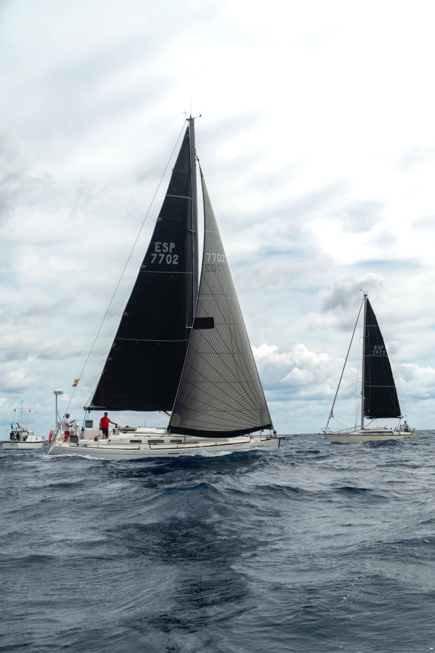 Dufour 40