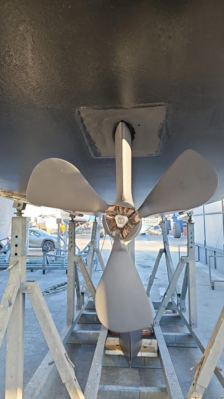 Dufour 40