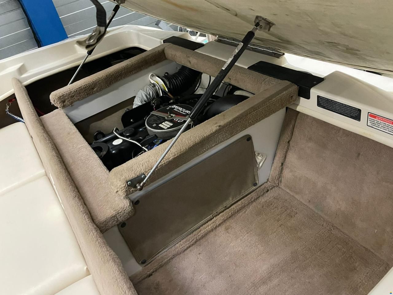 Sea Ray 180 Closed Bow