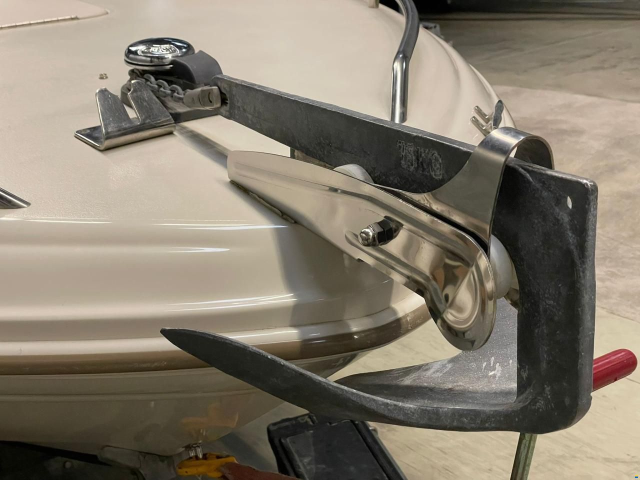 Sea Ray 180 Closed Bow