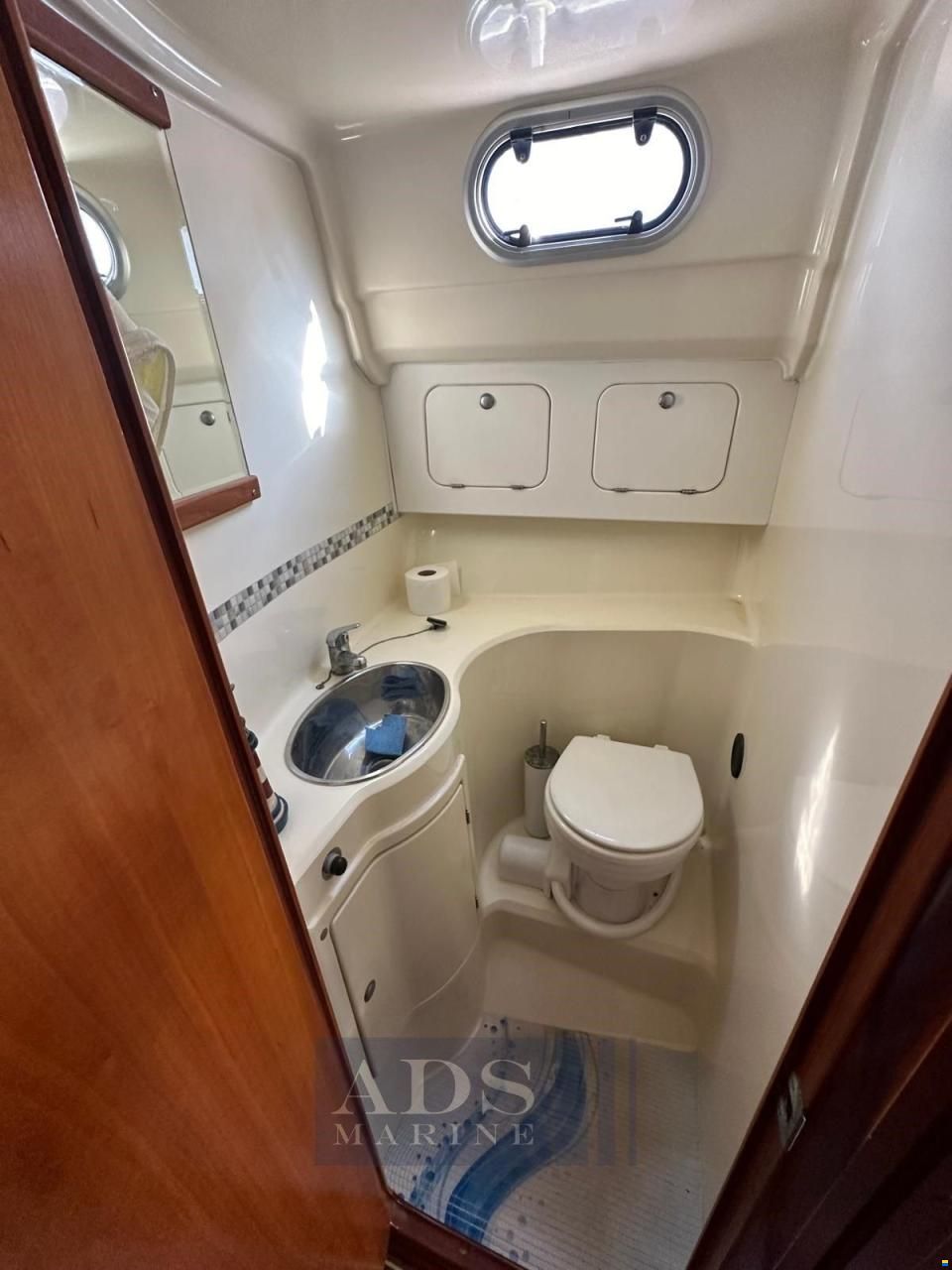 Adria Vektor 1002