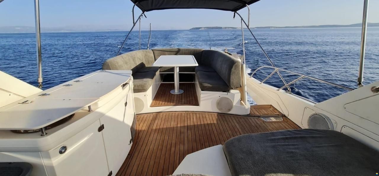 Sealine T50
