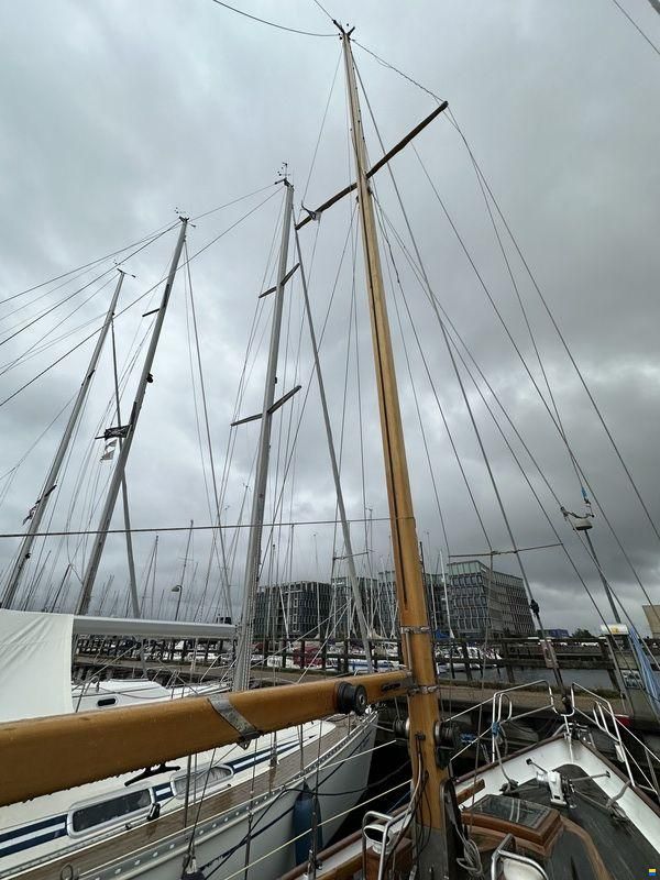 Carena 35