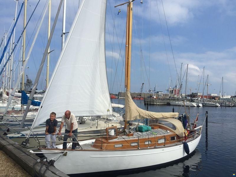 Carena 35