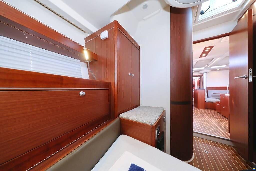 Hanse 575