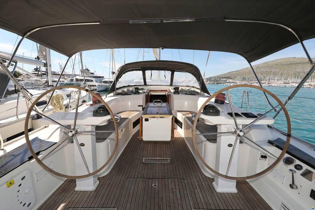 Bavaria Cruiser 50