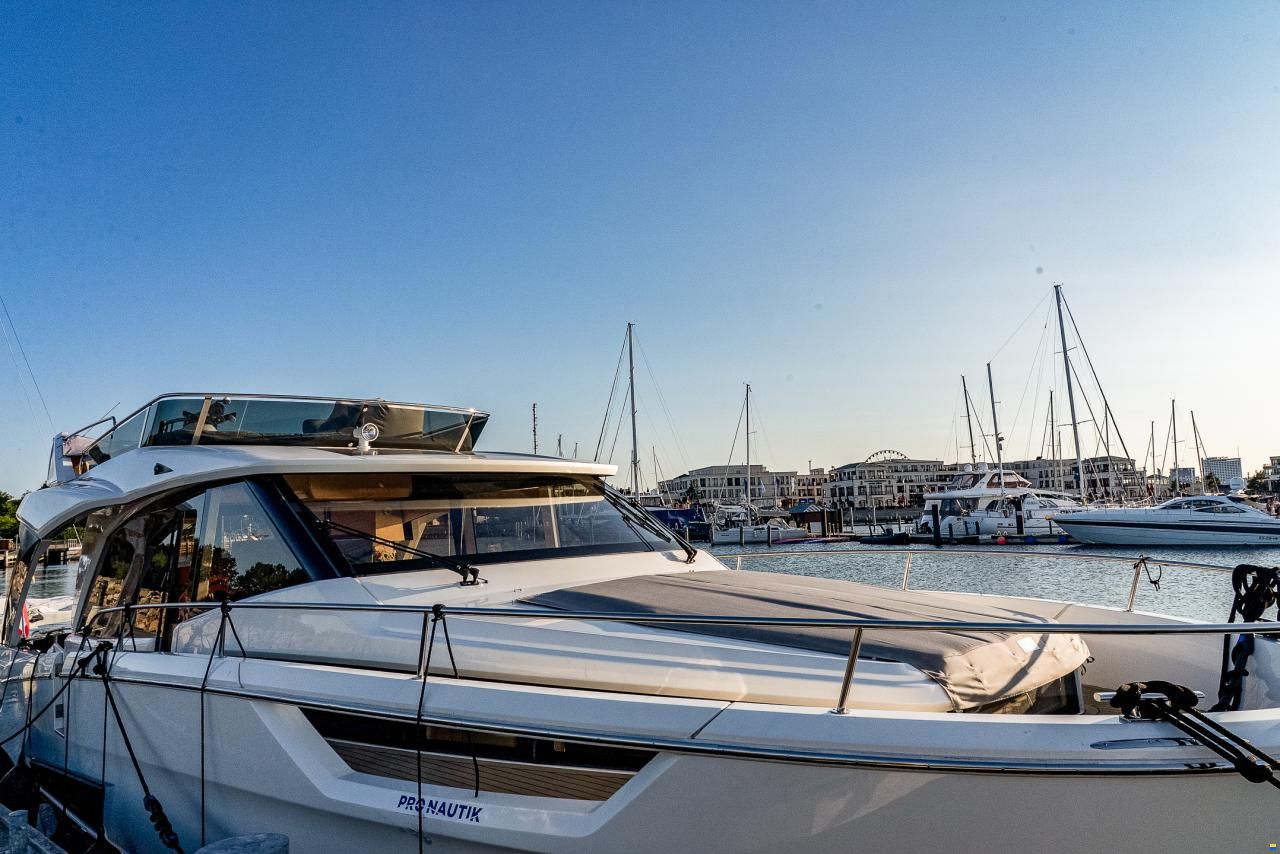 Greenline 45 Fly Hybrid